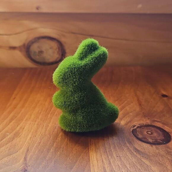 Green Flocked Fuzzy Bunny Figurine - Picture 1 of 7